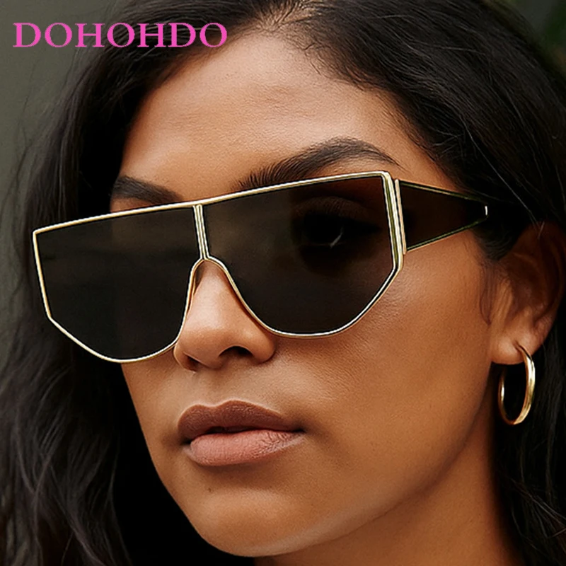 New Popular Metal Big Frame One-Piece Punk Women Sunglasses 2025 Brand Designer Men Shades Outdoor Travel Sunglass Female UV400
New Popular Metal Big Frame One-Piece Punk Women Sunglasses 2025 Brand Designer Men Shades Outdoor Travel Sunglass Female UV400