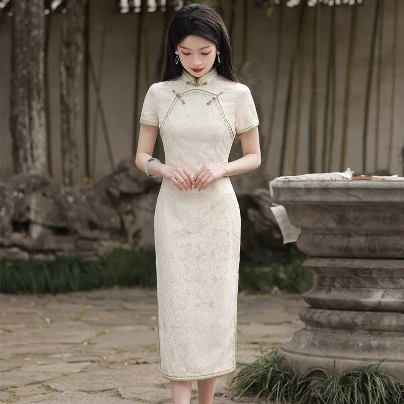 Chinese Traditional Wedding Qipao Woman Embroidery Elegant Daily Dress Female Embroidered Cheongsam Party Clothing
Chinese Traditional Wedding Qipao Woman Embroidery Elegant Daily Dress Female Embroidered Cheongsam Party Clothing