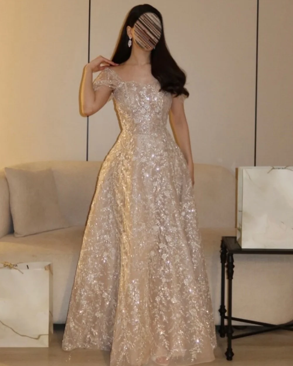 Customized Exquisite Women Tulle Beading Sequined A-Line Evening Dresses Fashion Off-the-shoulder Sleeveless Long Prom Dresses
Customized Exquisite Women Tulle Beading Sequined A-Line Evening Dresses Fashion Off-the-shoulder Sleeveless Long Prom Dresses
