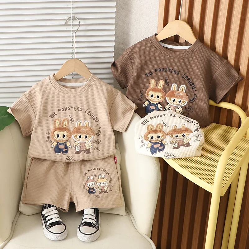 Trendy children's fashion children's girls' summer two-piece set short sleeved shorts loose suit
Trendy children's fashion children's girls' summer two-piece set short sleeved shorts loose suit
