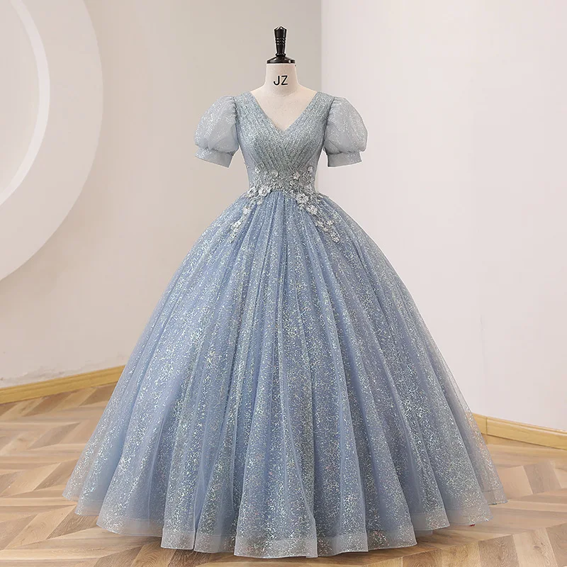 2025 New Women's Summer V-neck Luxury Slimming Dress Fashion Mesh Student Art Exam Performance Big Pendant Puff Skirt
2025 New Women's Summer V-neck Luxury Slimming Dress Fashion Mesh Student Art Exam Performance Big Pendant Puff Skirt