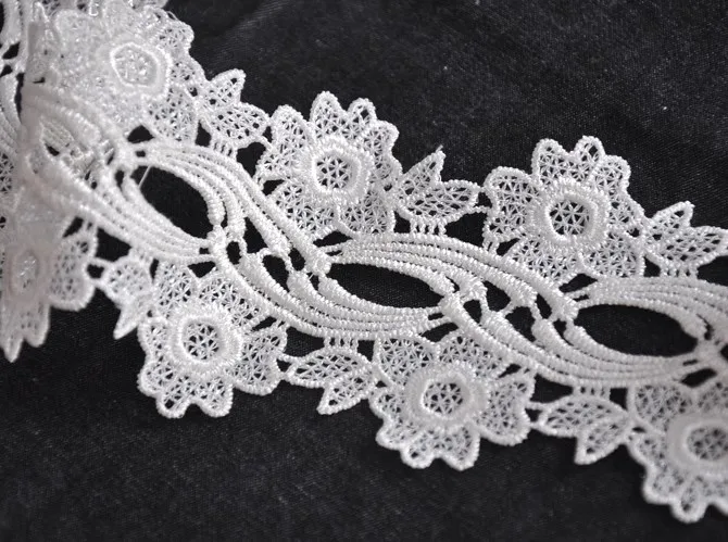 3meter White peony flower lace fabric Skirts, curtains, accessories, DIY handmade clothing accessories lace trim
3meter White peony flower lace fabric Skirts, curtains, accessories, DIY handmade clothing accessories lace trim