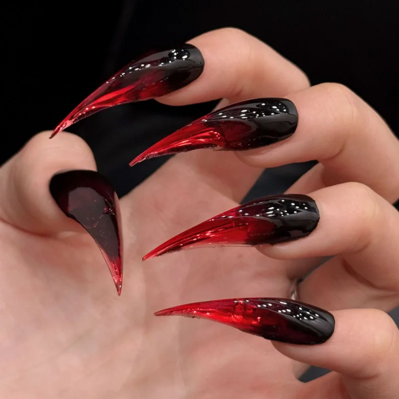 European and American cross-border best-selling nail art: dragon claw and eagle claw press-on nails in red and black
European and American cross-border best-selling nail art: dragon claw and eagle claw press-on nails in red and black