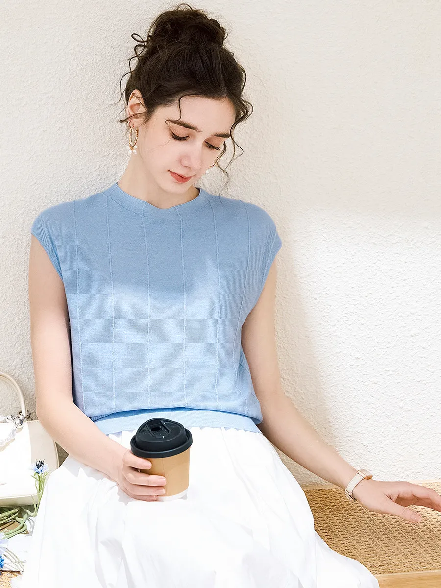 Шелковый вязаный свитер с круглым вырезом для женщин, роскошный, простой, с вертикальными полосками, летний, модный, для повседневной носки, свободного кроя
Шелковый вязаный свитер с круглым вырезом для женщин, роскошный, простой, с вертикальными полосками, летний, модный, для повседневной носки, свободного кроя