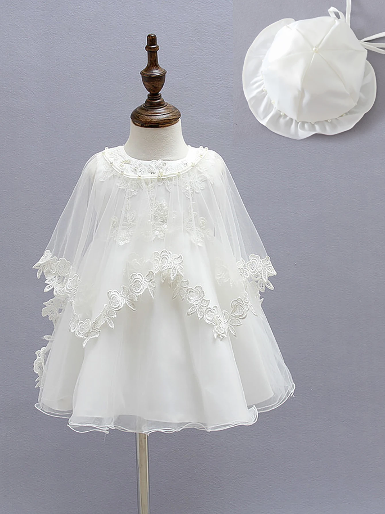 Baby Christening Dress Elegant Princess Gown for 1Year Old Suitable for Special Occasions Birthday Party Dress
Baby Christening Dress Elegant Princess Gown for 1Year Old Suitable for Special Occasions Birthday Party Dress