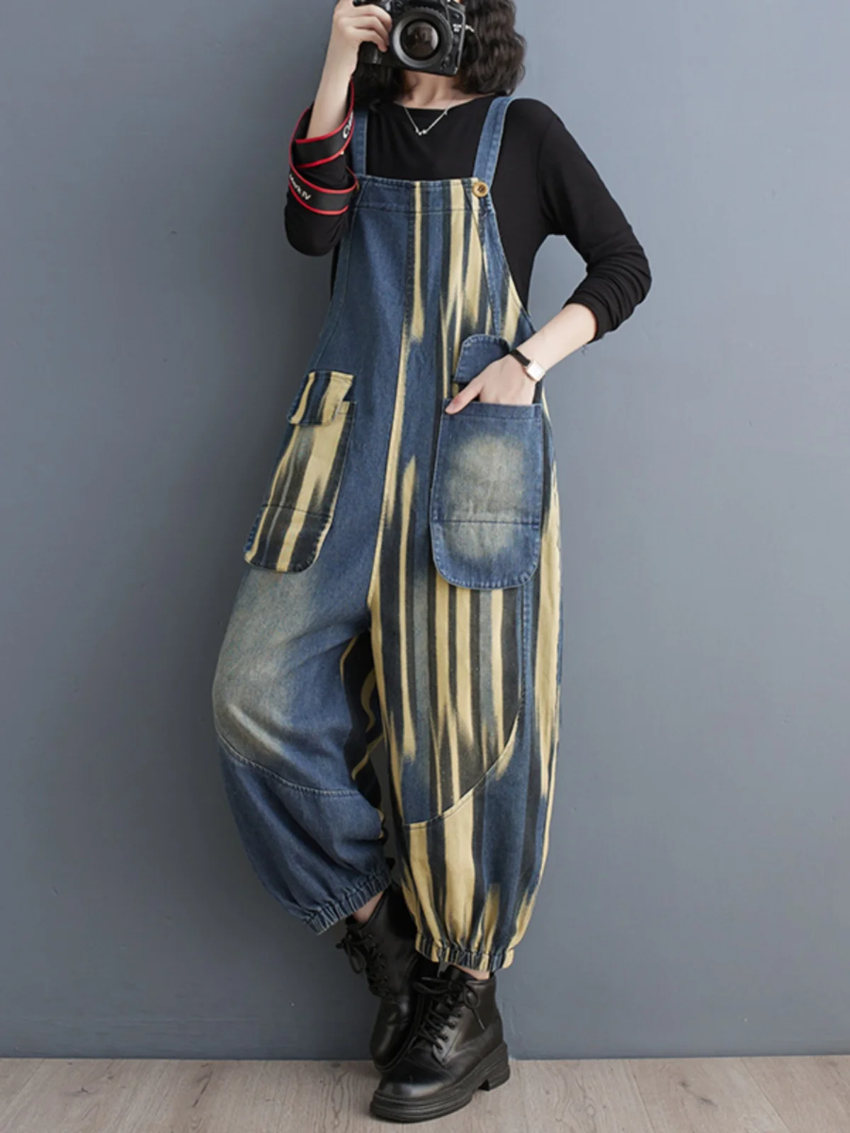 Personalized Large Pocket Denim Jumpsuit Women Spring Autumn European Style Harem Pants Loose Ankle-length Overalls Trendy
Personalized Large Pocket Denim Jumpsuit Women Spring Autumn European Style Harem Pants Loose Ankle-length Overalls Trendy
