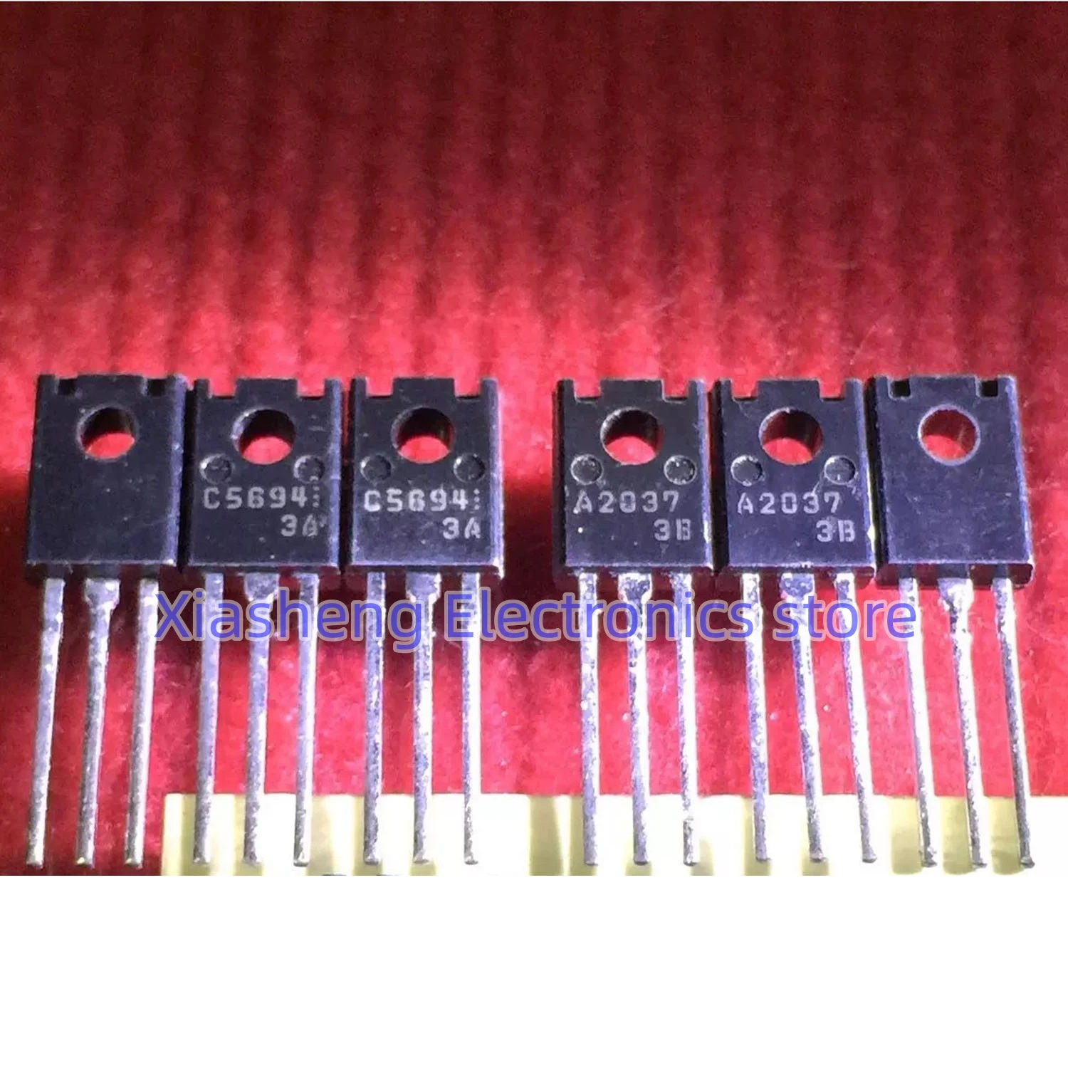 New Original 10Pairs 2SA2037 A2037 + 2SC5694 C5694 TO-126 Transistor In Stock Good Quality
New Original 10Pairs 2SA2037 A2037 + 2SC5694 C5694 TO-126 Transistor In Stock Good Quality