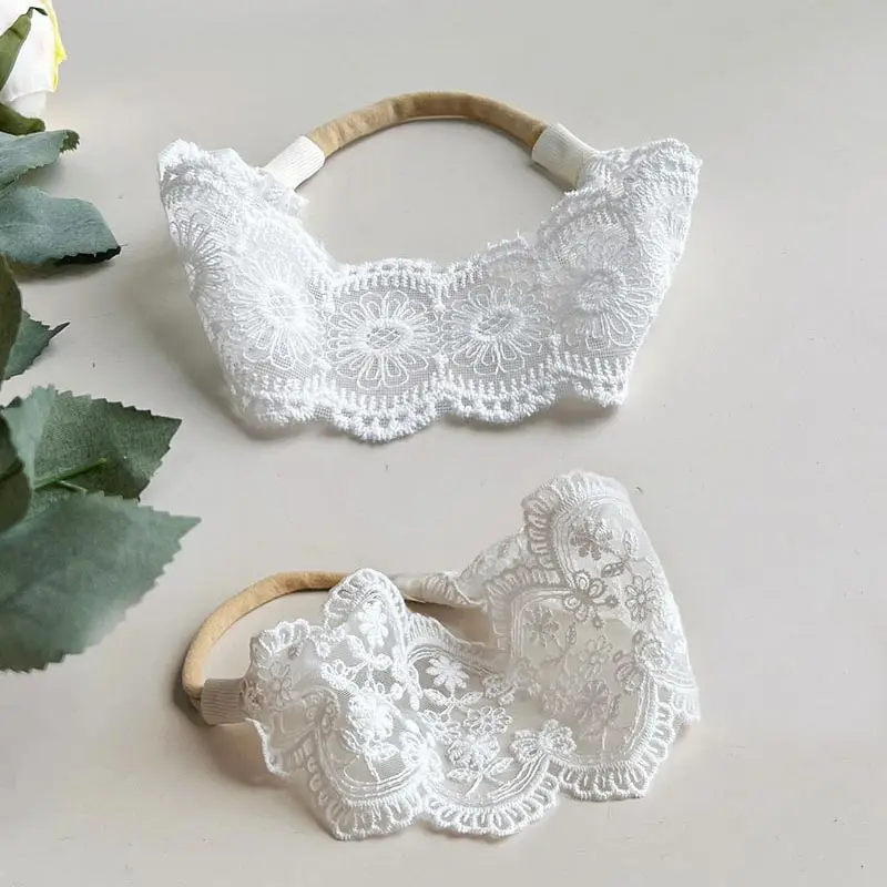 White Lace Headband Baby Headdress Princess Girl Elastic Hairbands Newborn Photography Props Hollow Flower Embroidery Headwear
White Lace Headband Baby Headdress Princess Girl Elastic Hairbands Newborn Photography Props Hollow Flower Embroidery Headwear