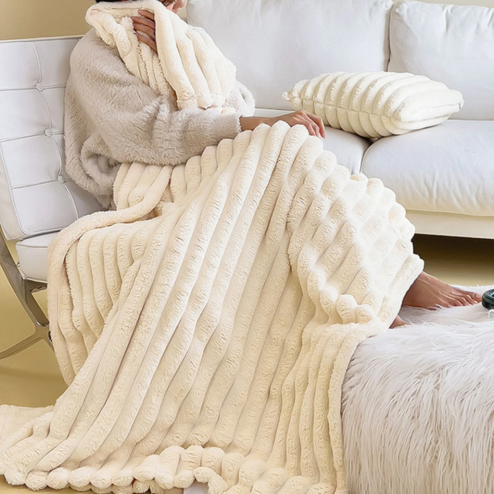 Reversible Faux Rabbit Fur Throw Blanket for Couch 60x40In Soft Cozy Furry Blankets for Women Home Living Room Decor Gift
Reversible Faux Rabbit Fur Throw Blanket for Couch 60x40In Soft Cozy Furry Blankets for Women Home Living Room Decor Gift
