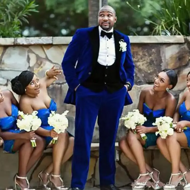 New Royal Blue Velour Mens Wedding Tuxedos Groom Wear Black Peaked Lapel Best Man Outfits Jacket Blazer(Jacket+Pants+Vest)
New Royal Blue Velour Mens Wedding Tuxedos Groom Wear Black Peaked Lapel Best Man Outfits Jacket Blazer(Jacket+Pants+Vest)