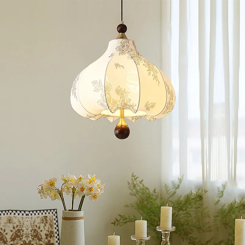 French Retro Restaurant Pendant Light Design Vintage Dining Table Main Light Bar Desk Lamp Creative Romantic Chestnut Chandelier
French Retro Restaurant Pendant Light Design Vintage Dining Table Main Light Bar Desk Lamp Creative Romantic Chestnut Chandelier