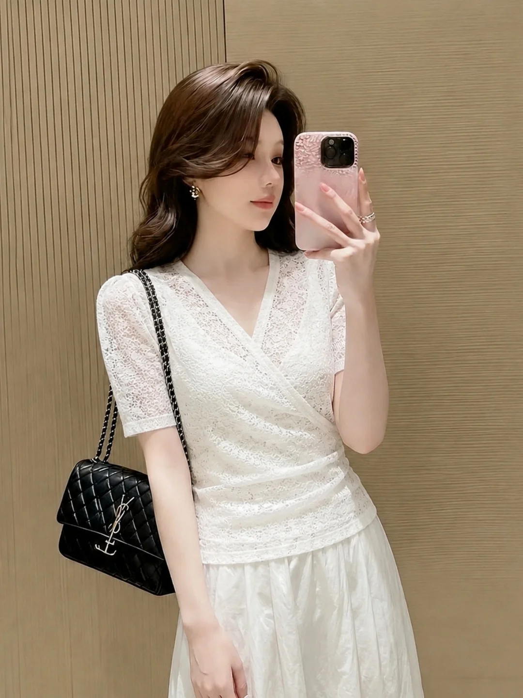 Slim Fit Lace V-Neck Short Sleeve T-Shirt Korean Style Summer Elegant Versatile Light Maturity Top Women's Fashion Silk Shirt
Slim Fit Lace V-Neck Short Sleeve T-Shirt Korean Style Summer Elegant Versatile Light Maturity Top Women's Fashion Silk Shirt