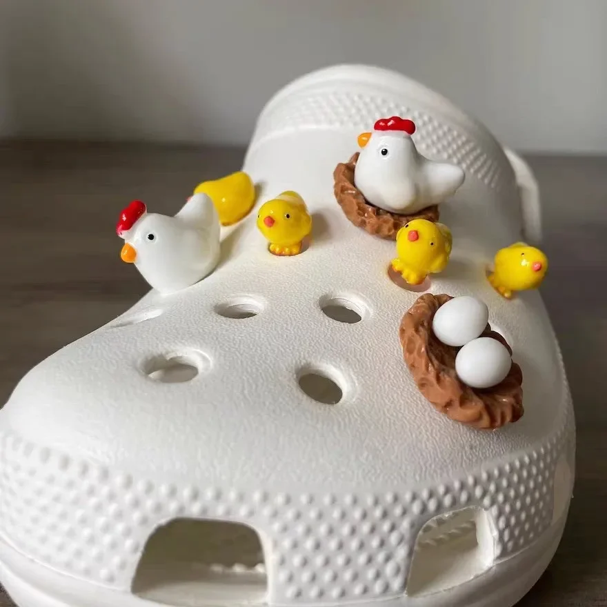 Cute Little Yellow Chicken Hole Shoe Charms Decorations Fun Chicken Nest Shoes Buckle DIY 3D Hole Shoe Accessories
Cute Little Yellow Chicken Hole Shoe Charms Decorations Fun Chicken Nest Shoes Buckle DIY 3D Hole Shoe Accessories