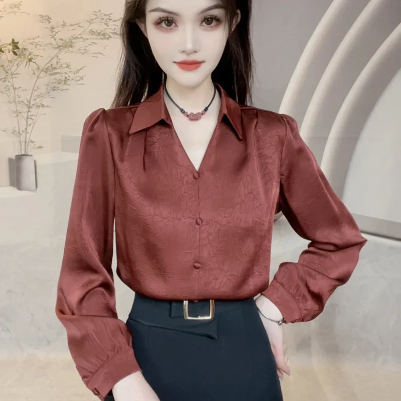 2024 Autumn New Lapel Temperament Loose Shirt Women Slim Commuting Versatile Fashion Solid Color Long Sleeve Top
2024 Autumn New Lapel Temperament Loose Shirt Women Slim Commuting Versatile Fashion Solid Color Long Sleeve Top