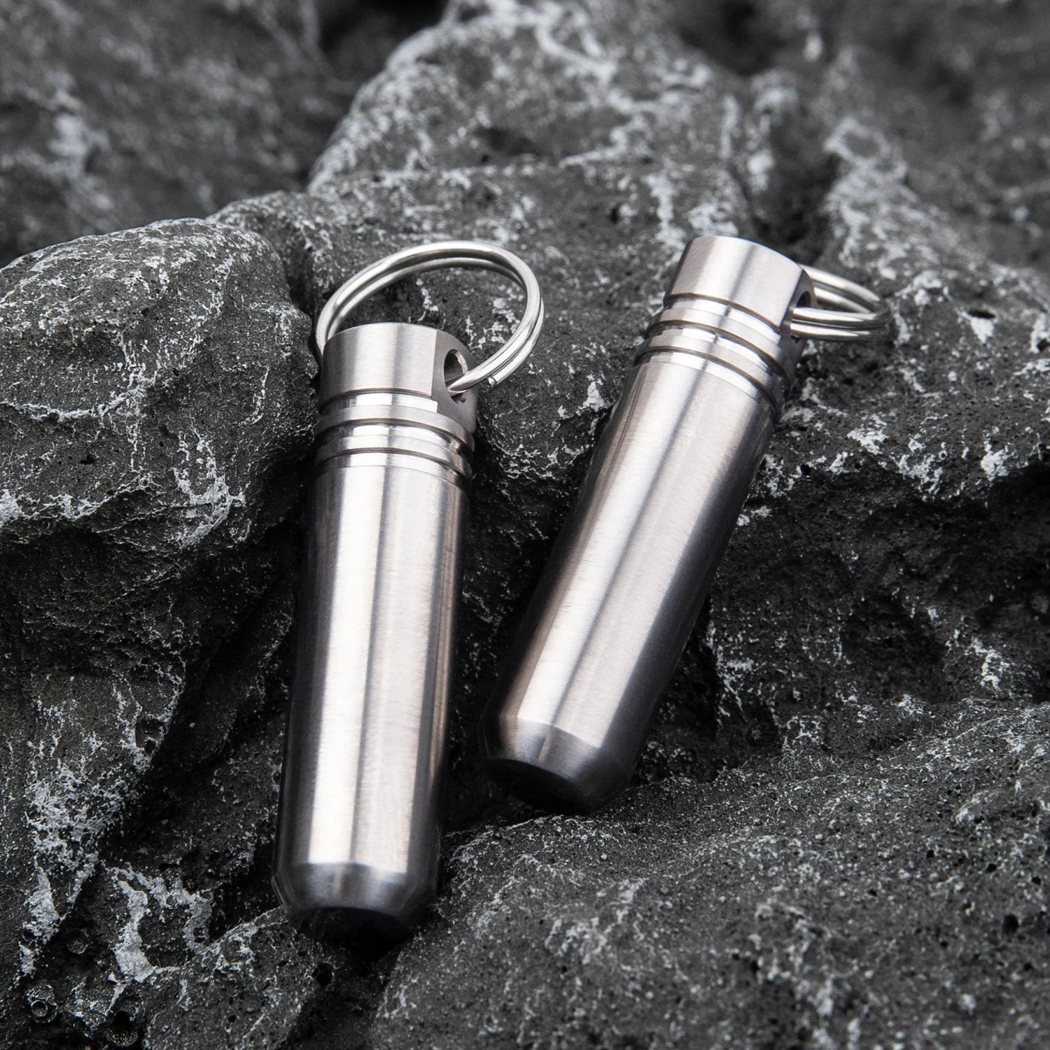 Ultralight Titanium Seal Bottle Waterproof Canister Medicine Bottles Outdoor Emergency EDC Good Quality Survival Tool
Ultralight Titanium Seal Bottle Waterproof Canister Medicine Bottles Outdoor Emergency EDC Good Quality Survival Tool