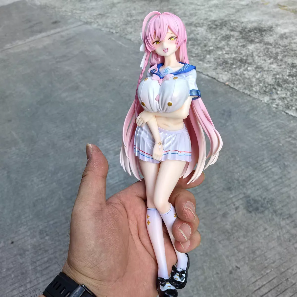 27cm Urawa Hanako Sexy Anime Girl Figure Blue Archive Anime Series Surrounding GK Beautiful Girl Hand-made Sculpture Model Gift
27cm Urawa Hanako Sexy Anime Girl Figure Blue Archive Anime Series Surrounding GK Beautiful Girl Hand-made Sculpture Model Gift