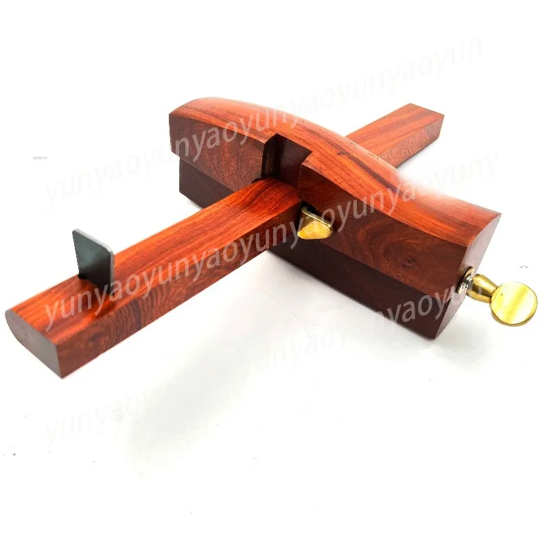Japanese Brass Single Rod Scribing Gauge NM236
Japanese Brass Single Rod Scribing Gauge NM236