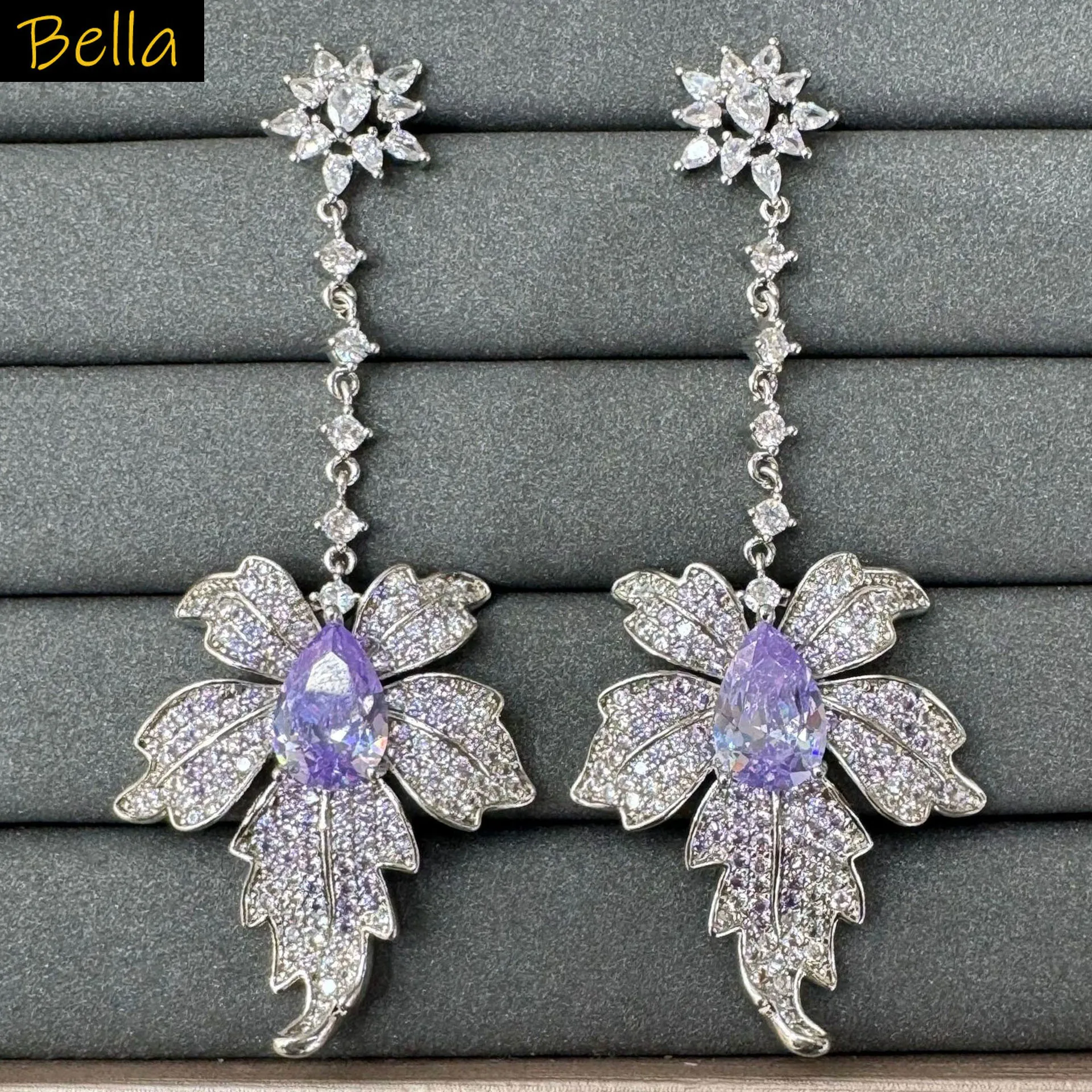 women earrings shiny zirconia luxury jewelry purple blue green leaf flower pendant earrings silver color
women earrings shiny zirconia luxury jewelry purple blue green leaf flower pendant earrings silver color