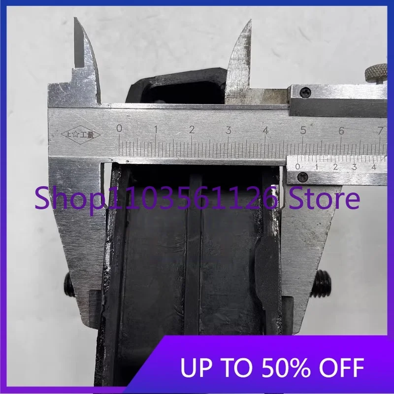 High Quality Excavator Engine Foot Rubber Cushion PC40 PC45 PC50 PC55MR-2 56-7 Machine Part Cushioning Rubber Accessory
High Quality Excavator Engine Foot Rubber Cushion PC40 PC45 PC50 PC55MR-2 56-7 Machine Part Cushioning Rubber Accessory