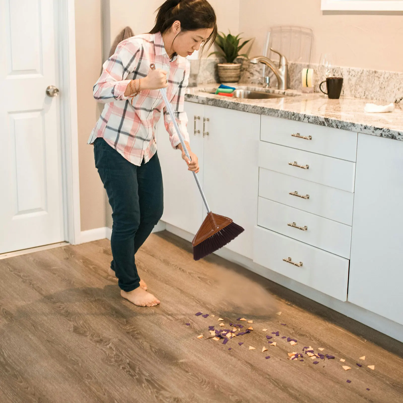 Wood Grain Long Handle Soft Bristles Home Use Plastic Sweep Wood Grain Broom Kitchen Durable Floor Cleaning Tool
Wood Grain Long Handle Soft Bristles Home Use Plastic Sweep Wood Grain Broom Kitchen Durable Floor Cleaning Tool