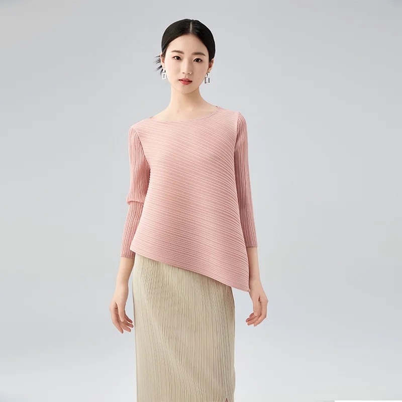 Chic Fashion Pleated Blouse Women 2025 New Spring Autumn O-neck Solid Color Loose Casual Shirt Female Elegant Tops
Chic Fashion Pleated Blouse Women 2025 New Spring Autumn O-neck Solid Color Loose Casual Shirt Female Elegant Tops