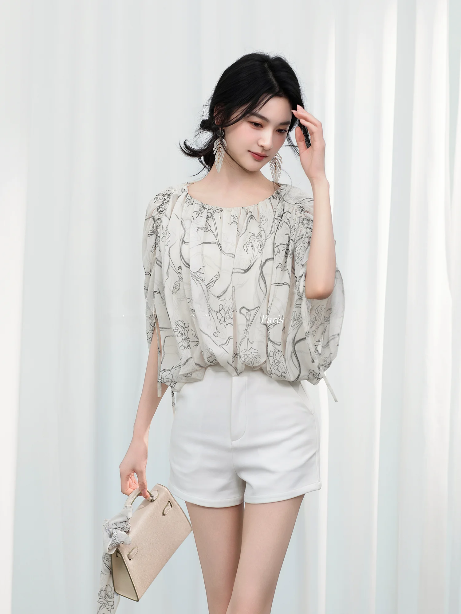 Romantic Print Loose Fit French Light Lantern Sleeve Shirt Top Touchin Haute Louvre Dream Breathable Polyester Long Sleeve Wo...
Romantic Print Loose Fit French Light Lantern Sleeve Shirt Top Touchin Haute Louvre Dream Breathable Polyester Long Sleeve Wo...