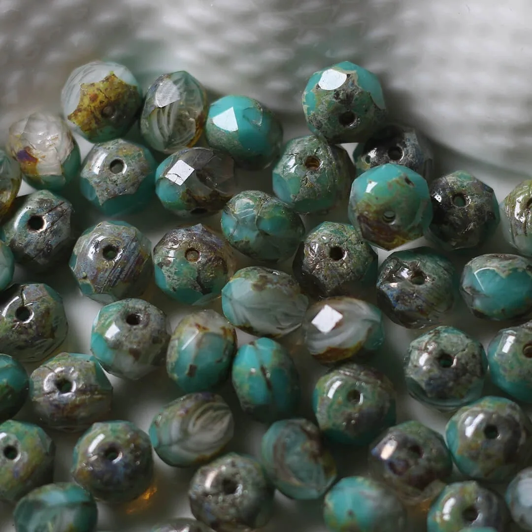 15pcs 6*9mm Handmade Glass Beads Bracelet Necklace Earring Scatter Pieces DIY Semi-finished Production
15pcs 6*9mm Handmade Glass Beads Bracelet Necklace Earring Scatter Pieces DIY Semi-finished Production