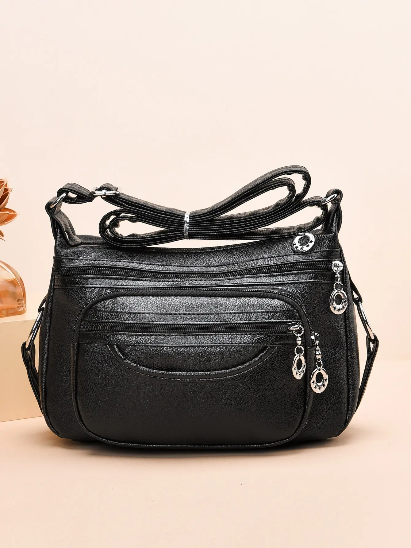 Ladies' casual crossbody soft bag PU leather shoulder bag, ladies' handbag zipper decoration
Ladies' casual crossbody soft bag PU leather shoulder bag, ladies' handbag zipper decoration