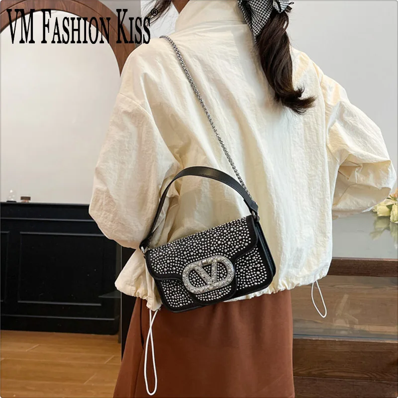 Ladies Chain Bag Classic And Elegant Design PU Leather Diamond Women's Handbag Suitable For Fashionable Women Shoulder Crossbody
Ladies Chain Bag Classic And Elegant Design PU Leather Diamond Women's Handbag Suitable For Fashionable Women Shoulder Crossbody