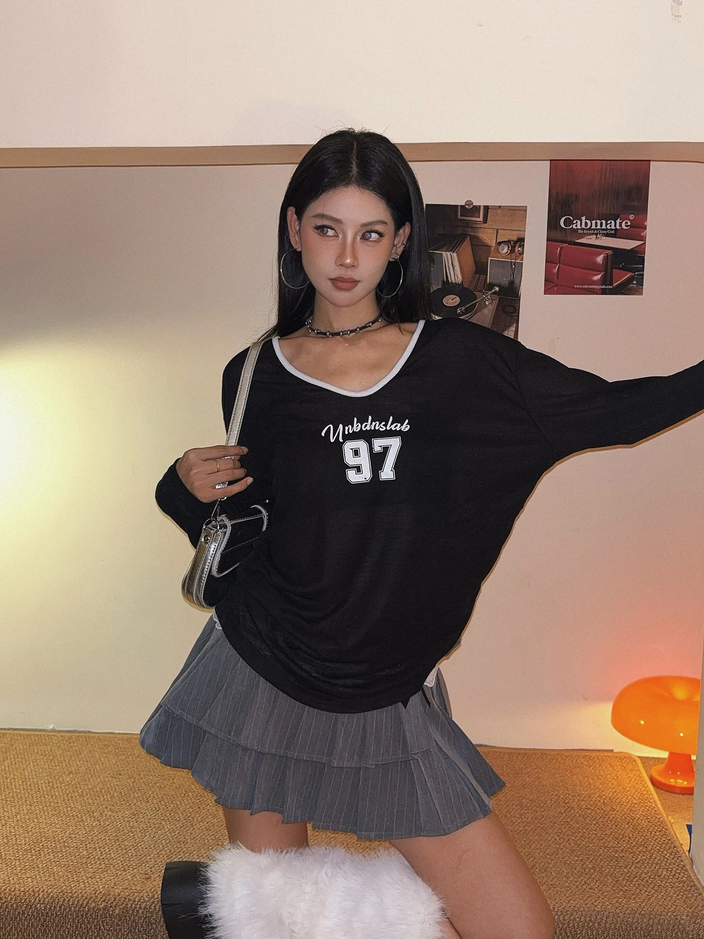 DoubleD American Retro Sweet Spicy Long Sve V-ne Sport Sle Digital Print T-irt Women Autumn Base Layer irt Top
DoubleD American Retro Sweet Spicy Long Sve V-ne Sport Sle Digital Print T-irt Women Autumn Base Layer irt Top