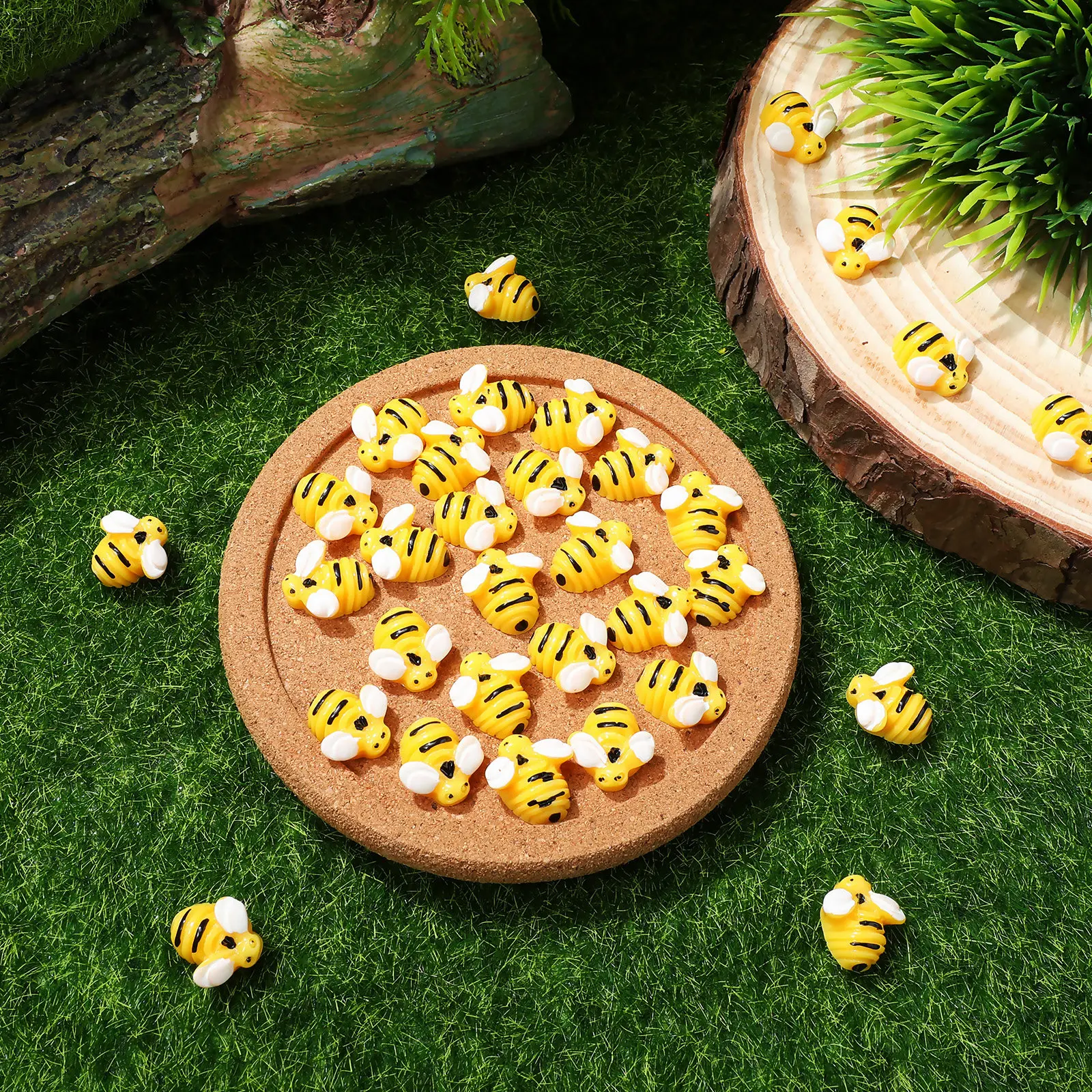 50Pcs Mini Resin Bees DIY Craft Embellishments 3D Bee Shaped Filler for Necklace Pendant Epoxy Filling Ornament Tiny Bees Supply
50Pcs Mini Resin Bees DIY Craft Embellishments 3D Bee Shaped Filler for Necklace Pendant Epoxy Filling Ornament Tiny Bees Supply