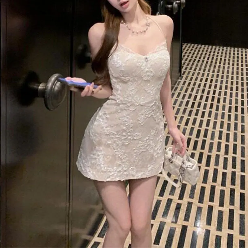 Stylish Halter Lace Floral Appliques Mini Dress Summer Sweetheart Neck Women Elegant Dating Party Bodycon Evening Short Dresses
Stylish Halter Lace Floral Appliques Mini Dress Summer Sweetheart Neck Women Elegant Dating Party Bodycon Evening Short Dresses