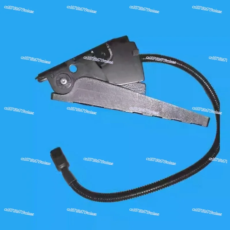 Accelerator Pedal 17429183 for wheel loader L110H L120H L150H L180H L220H L260H
Accelerator Pedal 17429183 for wheel loader L110H L120H L150H L180H L220H L260H