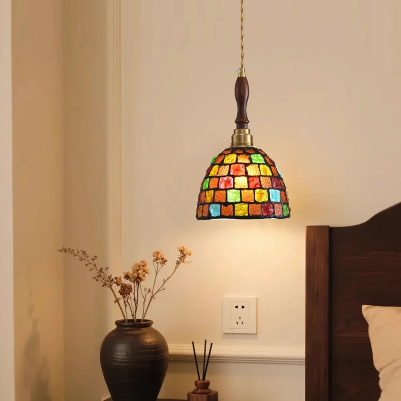 Vintage Bedside Pendant Lamps Glass Chandelier Creative Dining Room Light Bedside Pendant Lamp with Cord Suspension
Vintage Bedside Pendant Lamps Glass Chandelier Creative Dining Room Light Bedside Pendant Lamp with Cord Suspension