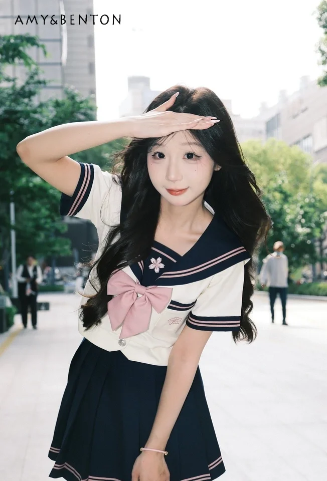 Girls Spring and Summer Japanese Jk Uniform Big Girls Sweet Sailor Short Sleeve Pink Bow Tops and Stripes Pleated Skirt Suit Set
Girls Spring and Summer Japanese Jk Uniform Big Girls Sweet Sailor Short Sleeve Pink Bow Tops and Stripes Pleated Skirt Suit Set