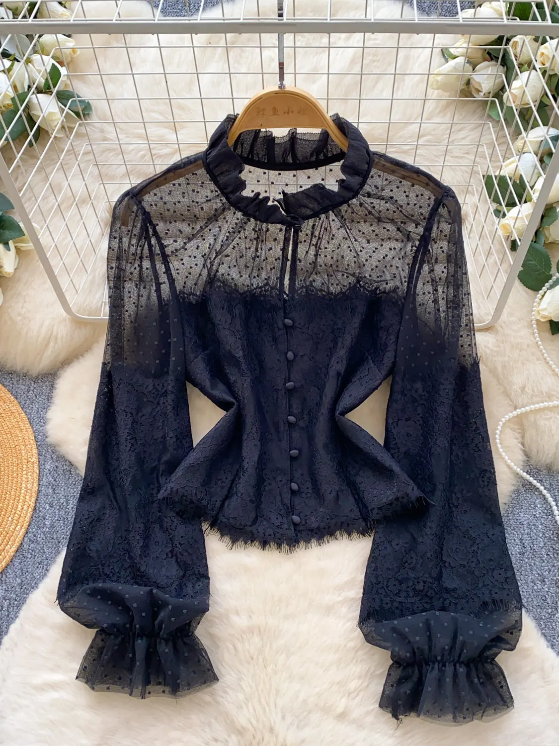 2026 New Spring Autumn Women Stand Collar Long Sleeve Shirt Embroidered Lace Patchwork Single Breasted Solid Shirt Tops
2026 New Spring Autumn Women Stand Collar Long Sleeve Shirt Embroidered Lace Patchwork Single Breasted Solid Shirt Tops