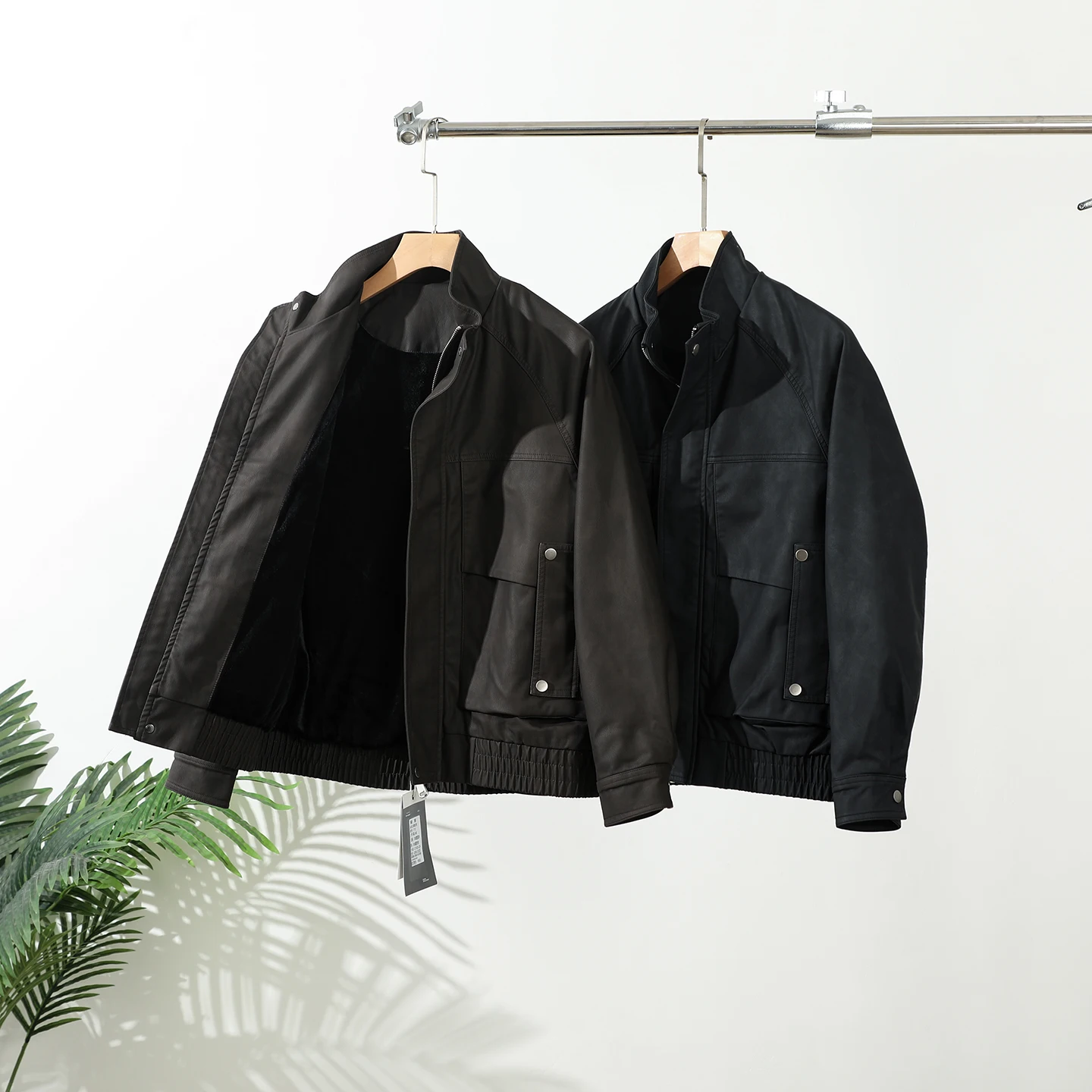 Мужская куртка Sli в стиле ретро из искусственной кожи, свободного кроя, с воротником-стойкой, байкерская, утепленная, с длинными рукавами, на молнии
Мужская куртка Sli в стиле ретро из искусственной кожи, свободного кроя, с воротником-стойкой, байкерская, утепленная, с длинными рукавами, на молнии