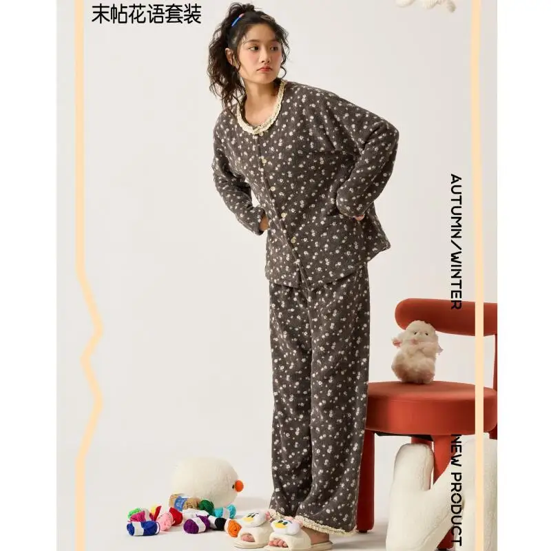 Girl Winter Pajama Set Thicken Wearable As Outerwear Soft Sleepwear Keep Warm Nightwear Woman Pj Set Sweet Cardigan Homewear
Girl Winter Pajama Set Thicken Wearable As Outerwear Soft Sleepwear Keep Warm Nightwear Woman Pj Set Sweet Cardigan Homewear