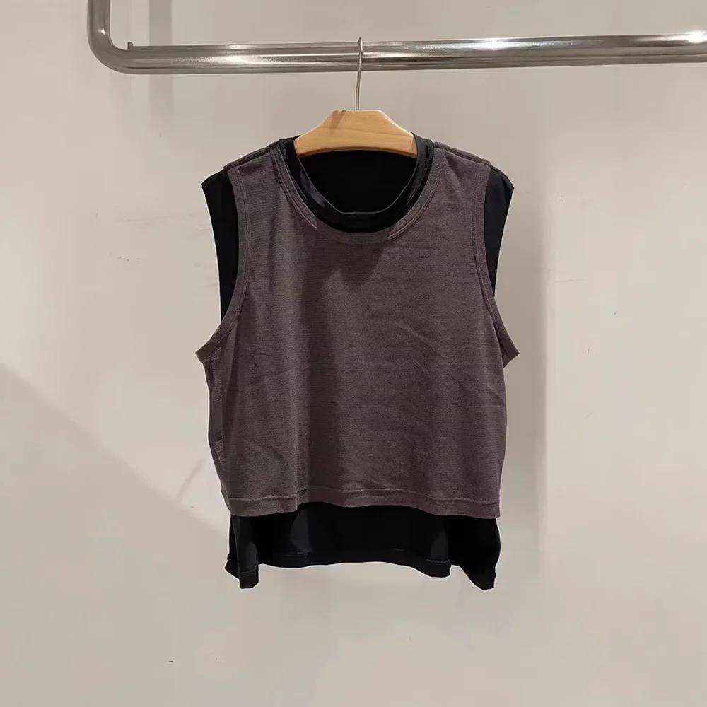 Women's patchwork fake two-piece T-shirt sleeveless round neck sports casual top
Women's patchwork fake two-piece T-shirt sleeveless round neck sports casual top