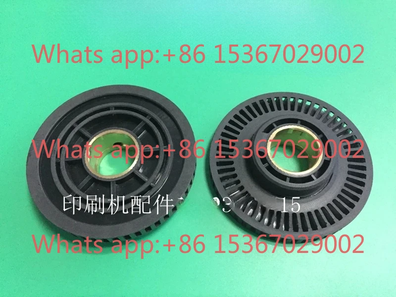 SM102 CD102 paper delivery deceleration suction wheel paper tail suction wheel 93.526.353
SM102 CD102 paper delivery deceleration suction wheel paper tail suction wheel 93.526.353