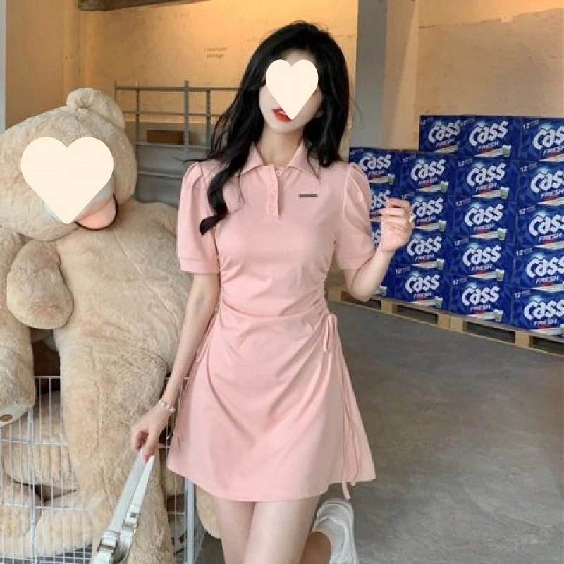 Женское летнее платье Pinkpolo с коротким рукавом, новинка 2025 года, с завязками на талии, утягивающее, в стиле «сладкий и пикантный», с юбкой-трапецией
Женское летнее платье Pinkpolo с коротким рукавом, новинка 2025 года, с завязками на талии, утягивающее, в стиле «сладкий и пикантный», с юбкой-трапецией