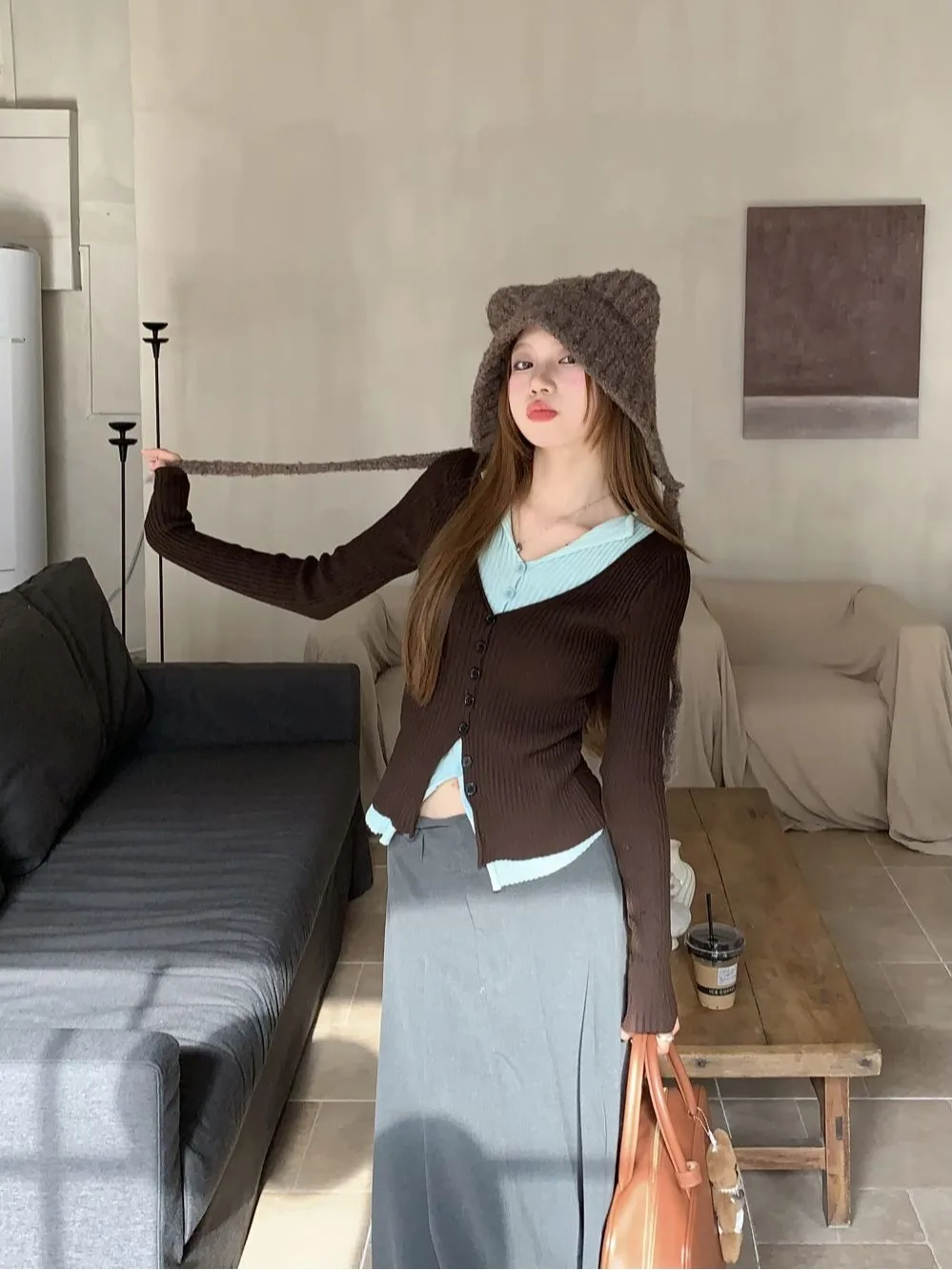 Ele V-Ne Long Sve Knitted Sweater Women's Slim Fit Retro Sle Base irt Color Blo Design Casual Inner Wear
Ele V-Ne Long Sve Knitted Sweater Women's Slim Fit Retro Sle Base irt Color Blo Design Casual Inner Wear