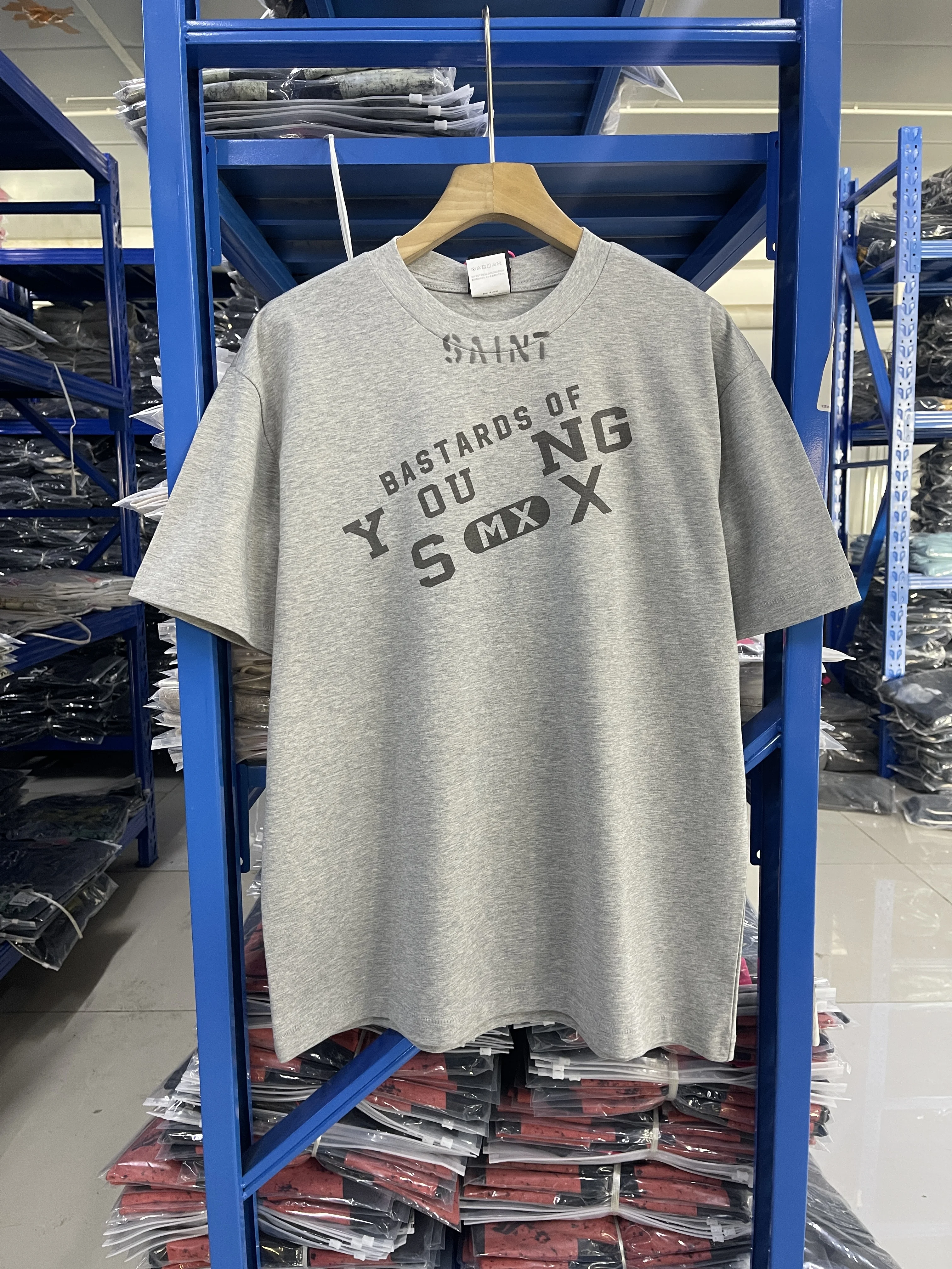 25SS Saint High Quality Street Summer Washed Printing Vintage Oversize Casual Cotton T-shirt Trendy Round Neck Men Sports Tops
25SS Saint High Quality Street Summer Washed Printing Vintage Oversize Casual Cotton T-shirt Trendy Round Neck Men Sports Tops