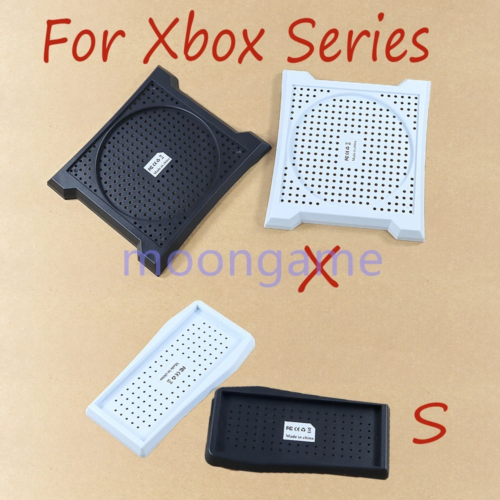 1pc Anti-Slip Dock Base Vertical Stand Holder Support Black White for Xbox Series S X Game Console Accessories
1pc Anti-Slip Dock Base Vertical Stand Holder Support Black White for Xbox Series S X Game Console Accessories
