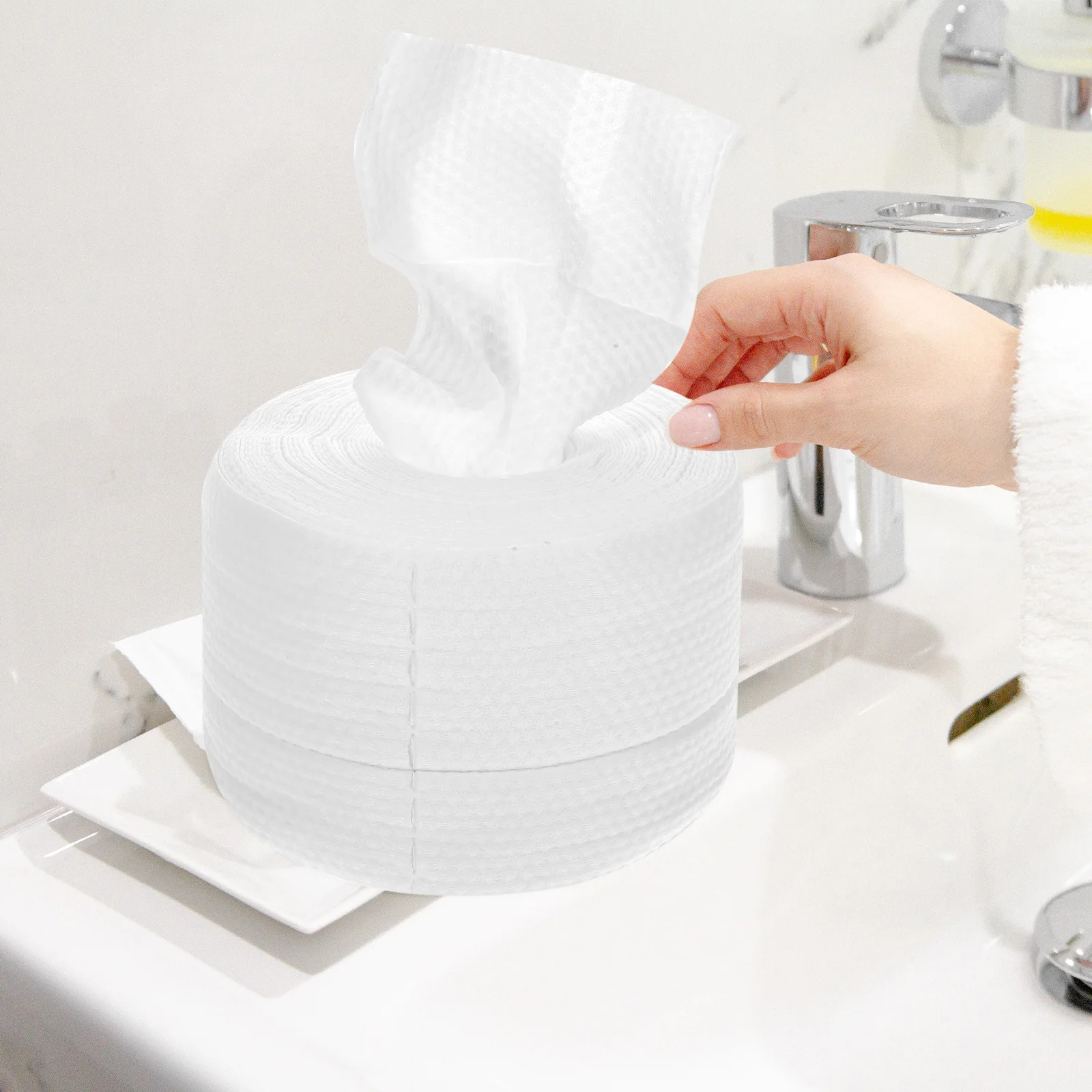 Disposable Face Towel Pure Cotton Soft Gentle Ultra Thin Daily Makeup Removal Skincare Women Cosmetics Supplies Facial Cleansing
Disposable Face Towel Pure Cotton Soft Gentle Ultra Thin Daily Makeup Removal Skincare Women Cosmetics Supplies Facial Cleansing