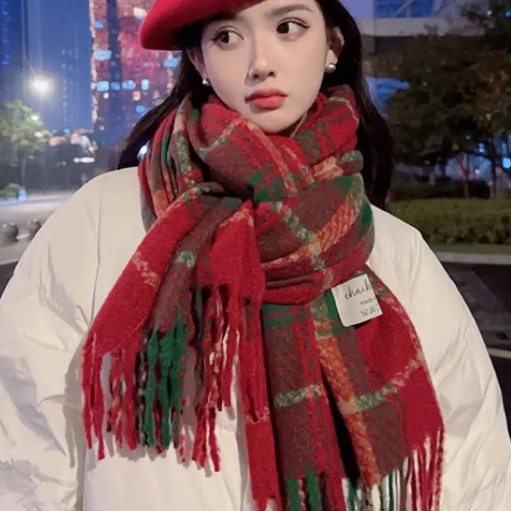 Retro Thicken Plaid Scarf Large Cashmere Shawl Cashmere Scarves Long Shawl Neck Wrap Warm Scarf Women/Men
Retro Thicken Plaid Scarf Large Cashmere Shawl Cashmere Scarves Long Shawl Neck Wrap Warm Scarf Women/Men