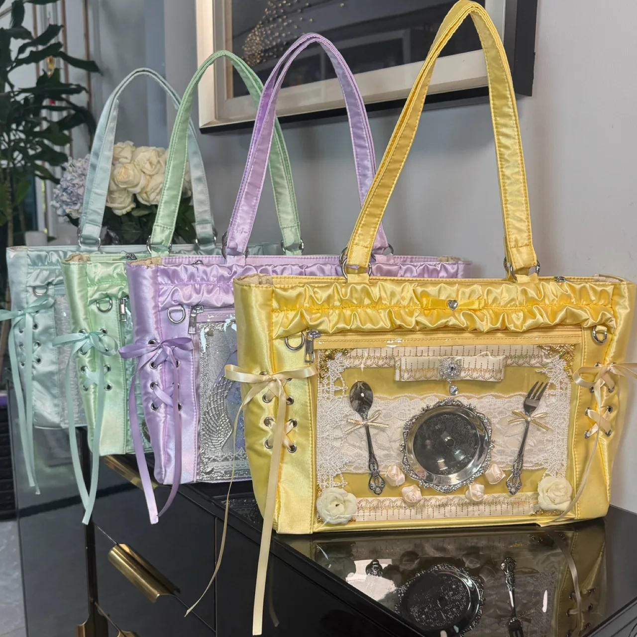 Japanese Original Design Sweet Satin Hemmed Ribbon Lta Bag Women Lolita Tote Bag Large Capacity Shoulder Messenger Bags Women
Japanese Original Design Sweet Satin Hemmed Ribbon Lta Bag Women Lolita Tote Bag Large Capacity Shoulder Messenger Bags Women