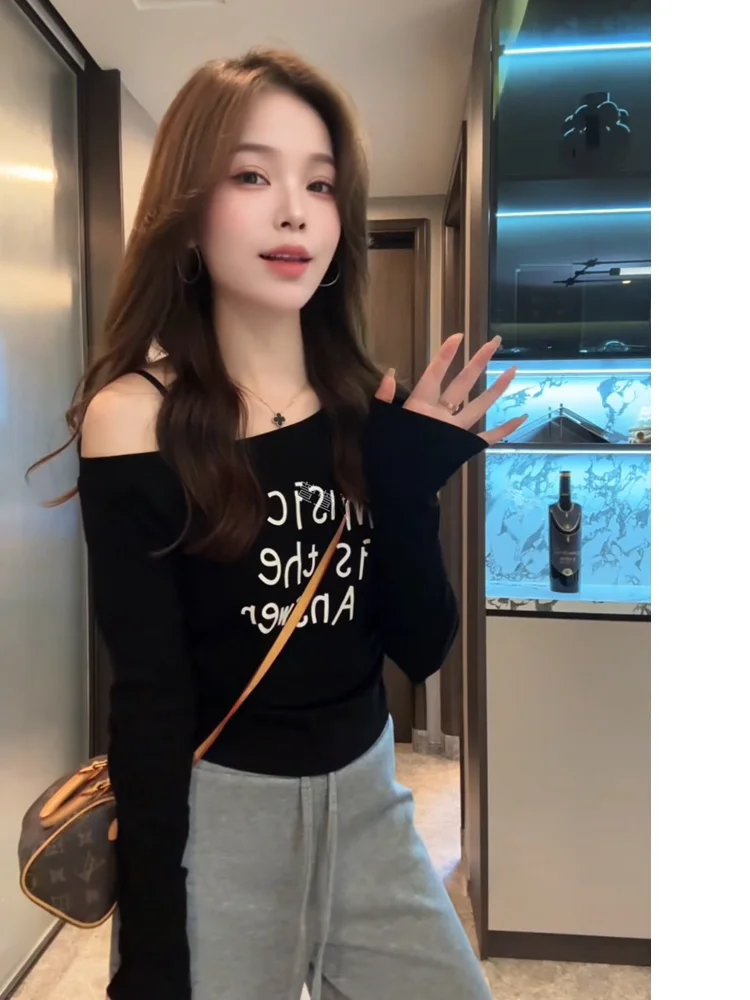 Xuanxuanchen: Новая осенняя тонкая простая футболка с надписью, женская, с длинным рукавом, повседневная, модная, из чистого хлопка, модель 8697
Xuanxuanchen: Новая осенняя тонкая простая футболка с надписью, женская, с длинным рукавом, повседневная, модная, из чистого хлопка, модель 8697