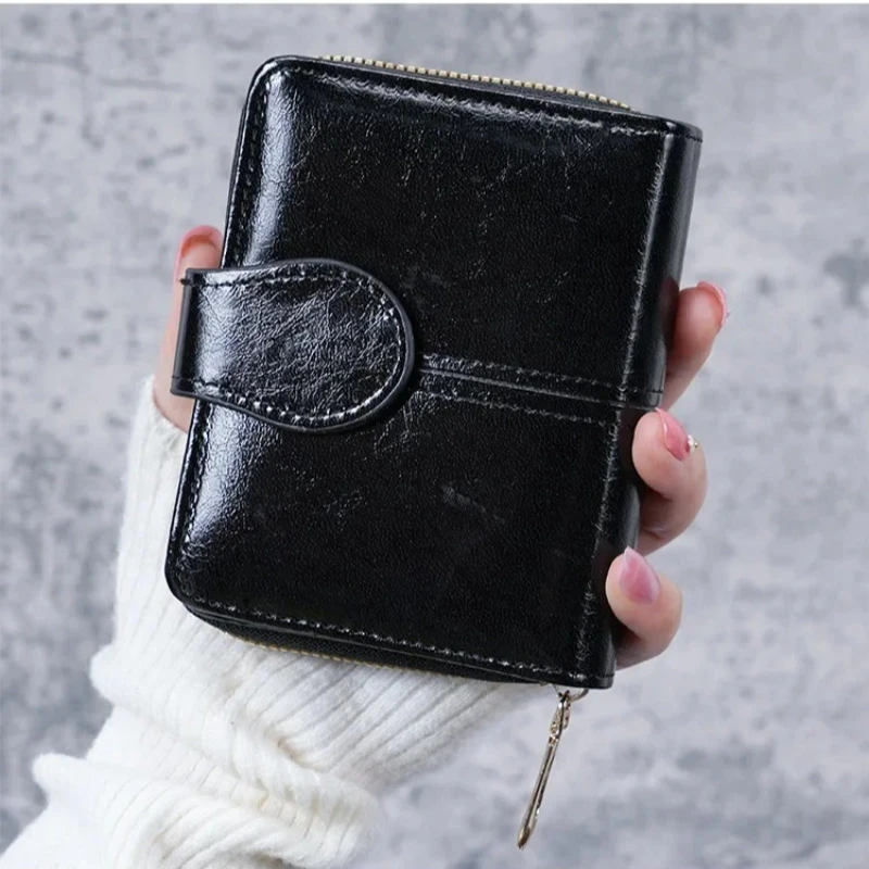 Short Ladies Oil Leather Retro Coin Purse Buckle Hard Coin Bag Fresh Sweet Style Synthetic Leather Bifold Wallet Кошелек Женский
Short Ladies Oil Leather Retro Coin Purse Buckle Hard Coin Bag Fresh Sweet Style Synthetic Leather Bifold Wallet Кошелек Женский