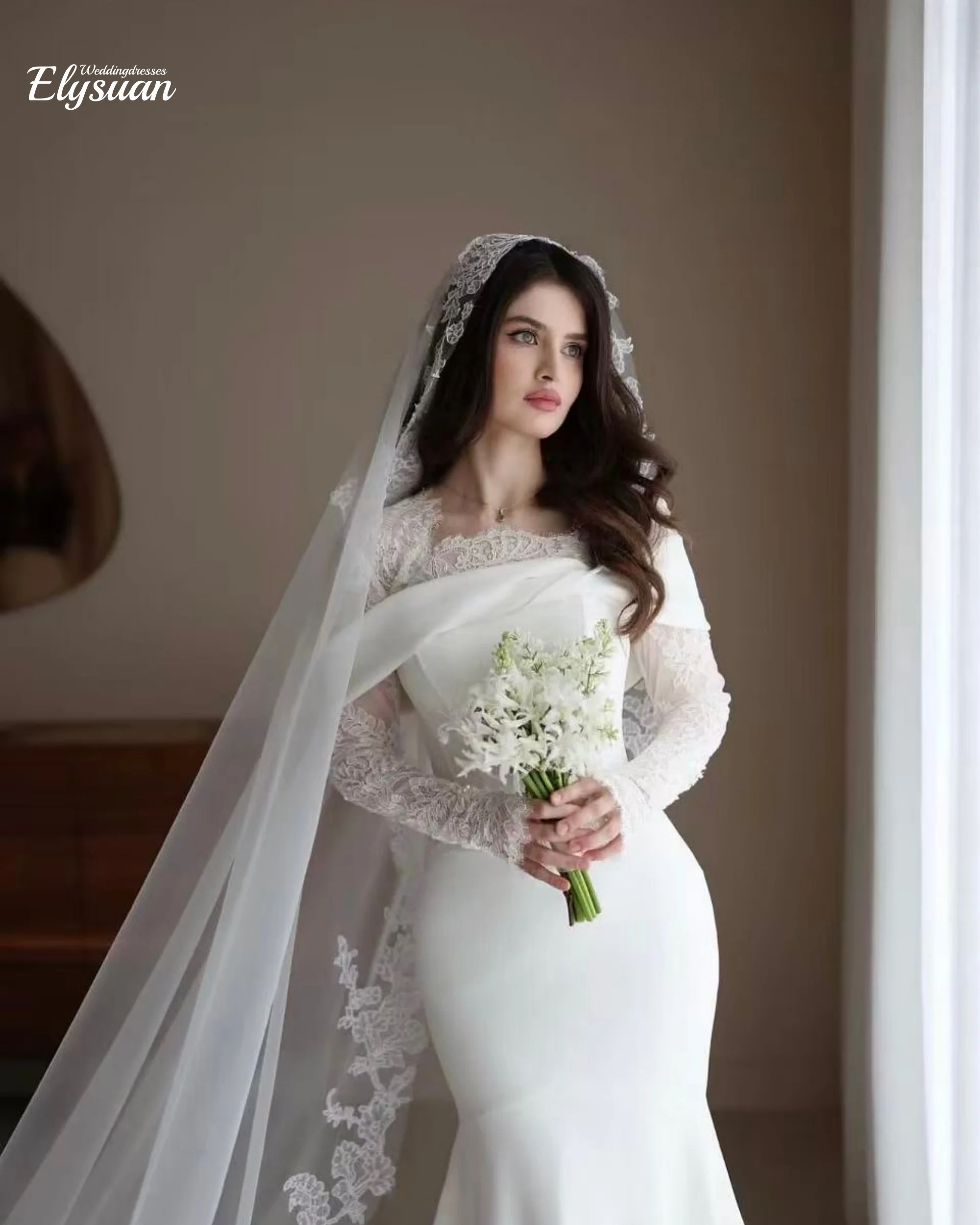 Customized Wedding Dresses Strapless Lace Long Sleeve Mermaid Satin Sweep Train Bridal Gowns Vestidos De Novia
Customized Wedding Dresses Strapless Lace Long Sleeve Mermaid Satin Sweep Train Bridal Gowns Vestidos De Novia